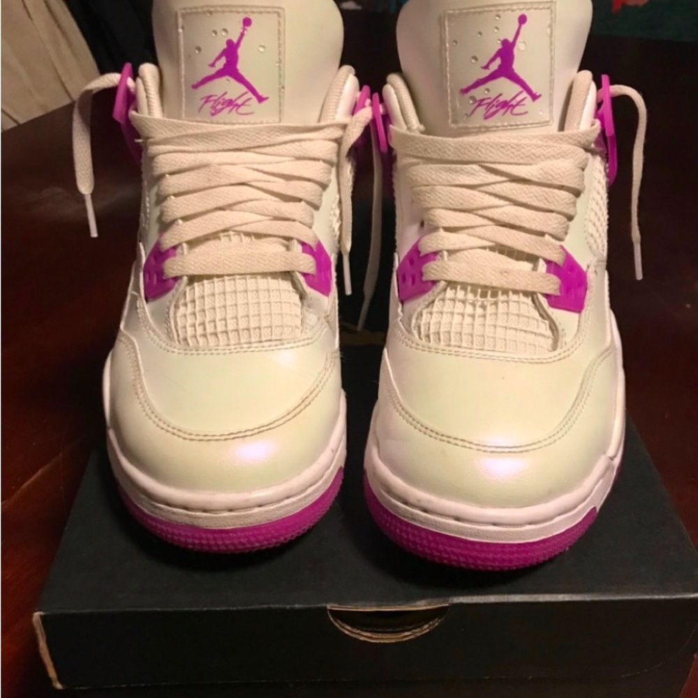 Jordan Kids Sneakers in Cream and Bright Pink